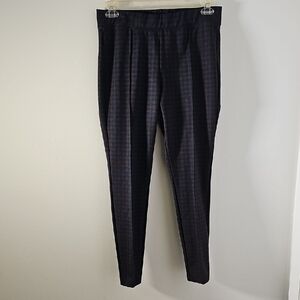 Old Navy Black and Red Dress Pants. Stretch. Old Navy (Strvie) Large